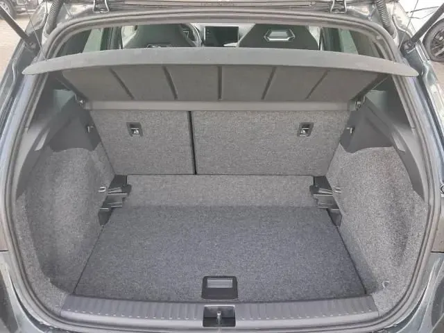 Neu Seat Arona FR 116 PS (85 kW) 2026 Magnetic grau/midnight schwarz SUV