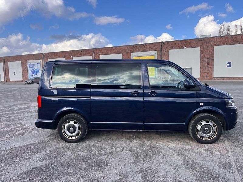 Gebraucht VW T5 179 PS (131 kW) 2010 Blau Van