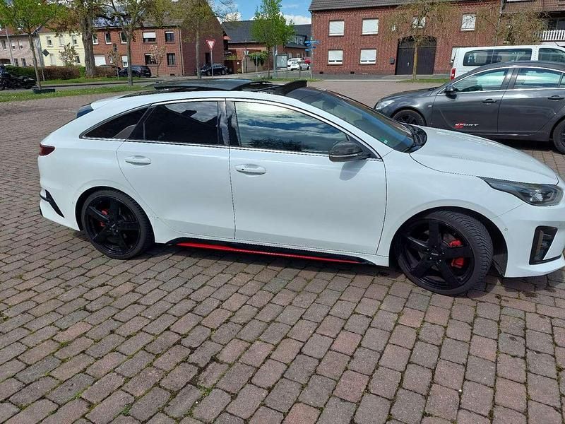 Gebraucht Kia ProCeed GT 204 PS (150 kW) 2019 Weiß Kombi