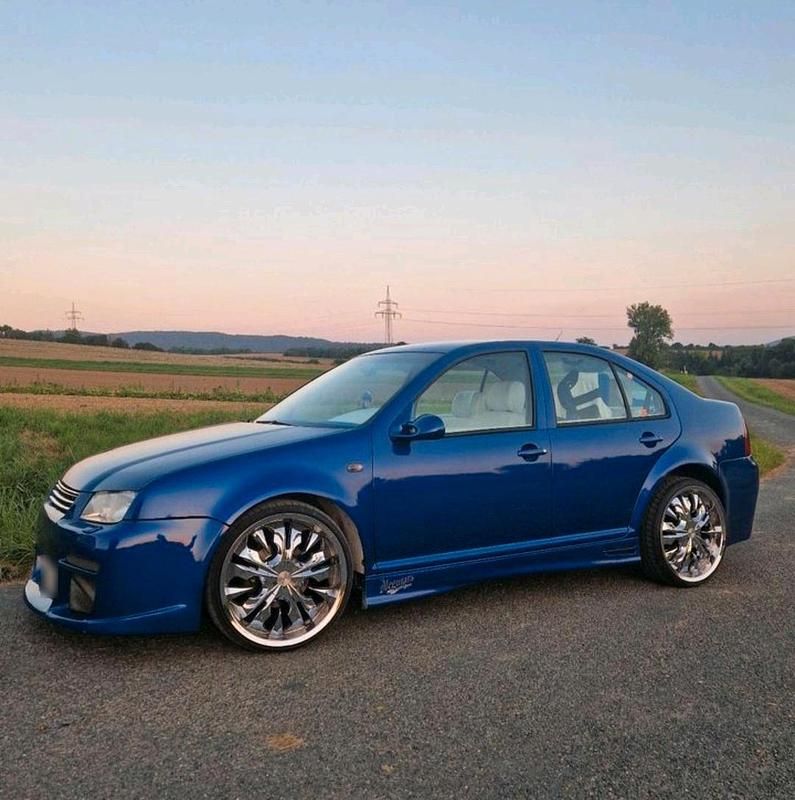 Gebraucht VW Bora 105 PS (77 kW) 2002 Blau Limousine