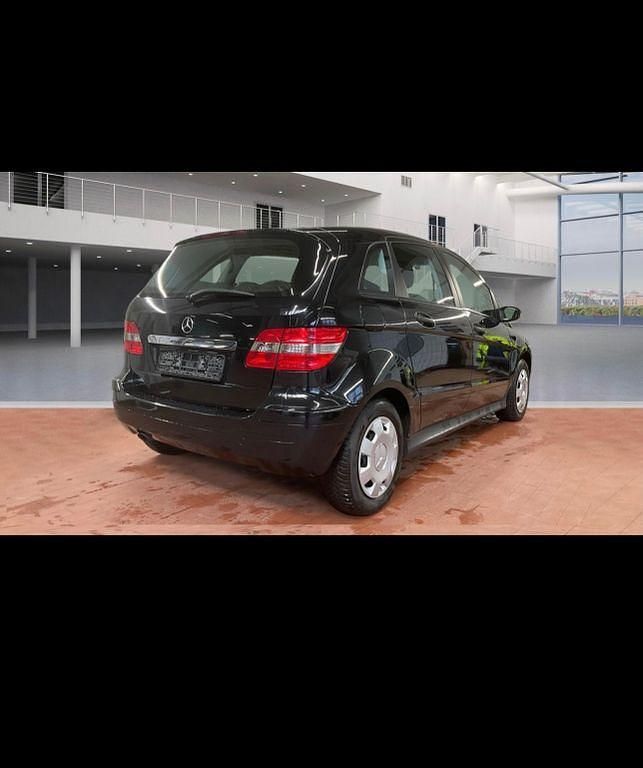 Gebraucht Mercedes B170 116 PS (85 kW) 2008 Schwarz Van / Kleinbus
