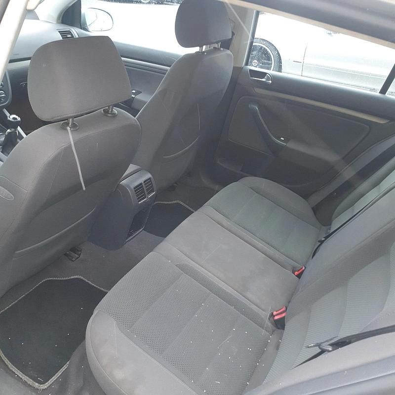 Gebraucht VW Golf IV 105 PS (77 kW) 2004 Silber Limousine