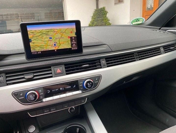 Gebraucht Audi A4 S-Line 150 PS (110 kW) 2019 Grau Kombi
