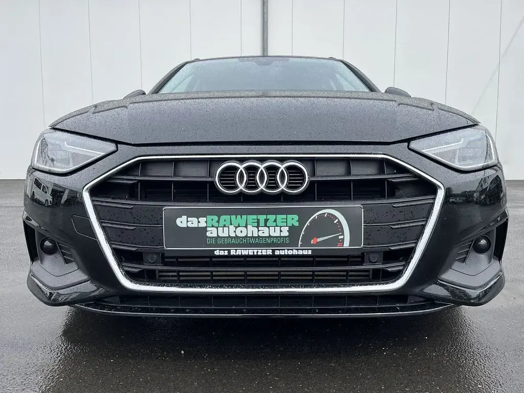 Gebraucht Audi A4 150 PS (110 kW) 2022 Schwarz Kombi