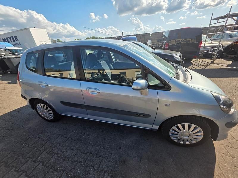 Gebraucht Honda Jazz 77 PS (56 kW) 2006 Blau Kleinwagen