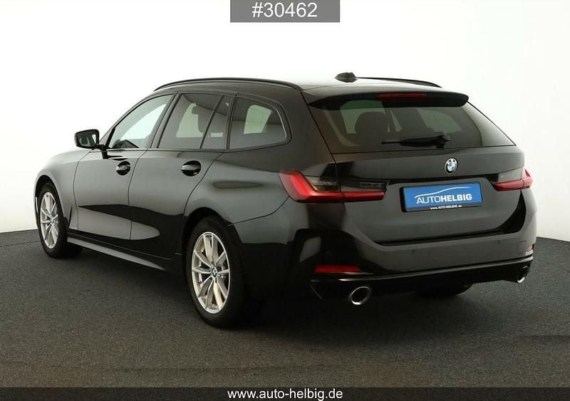 Gebraucht BMW 320 190 PS (139 kW) 2022 Schwarz Kombi