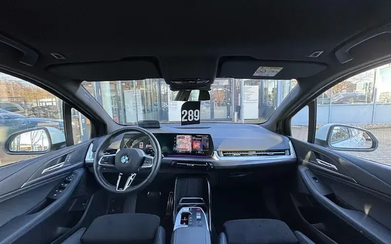 Gebraucht BMW 223 Active Tourer Luxury Line 218 PS (160 kW) 2023 Weiß Van / Kleinbus