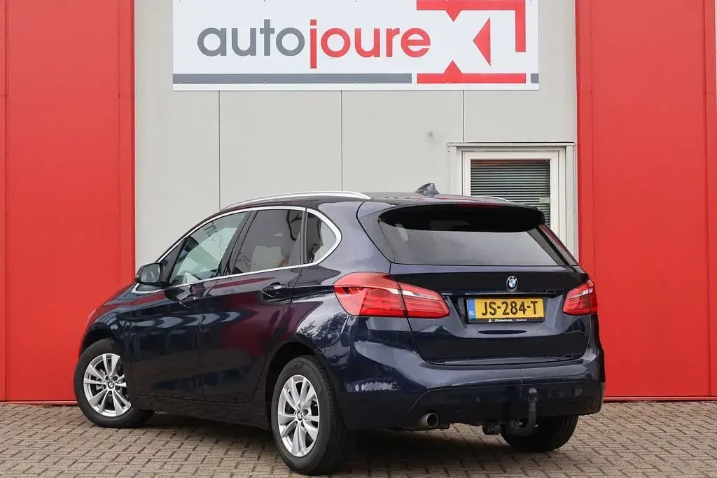 Gebraucht BMW 214 97 PS (71 kW) 2016 Blau Kombi