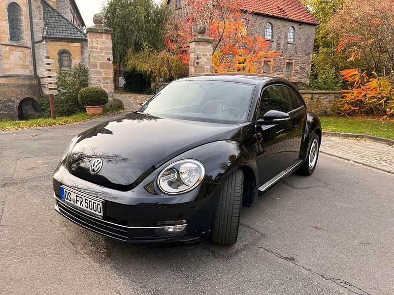 Gebraucht VW Beetle 105 PS (77 kW) 2011 Schwarz Kleinwagen