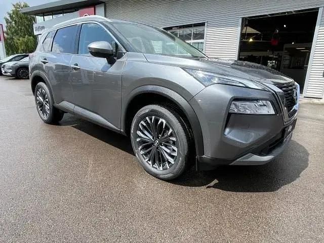 Neu Nissan X-Trail N-Connecta 163 PS (119 kW) 2025 Schwarz SUV
