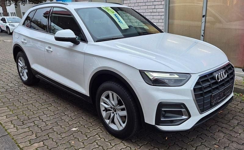 Weiß Gebraucht 2021 Audi Q5 Business SUV | 26.950 € (Superpreis) - Bild 1/4