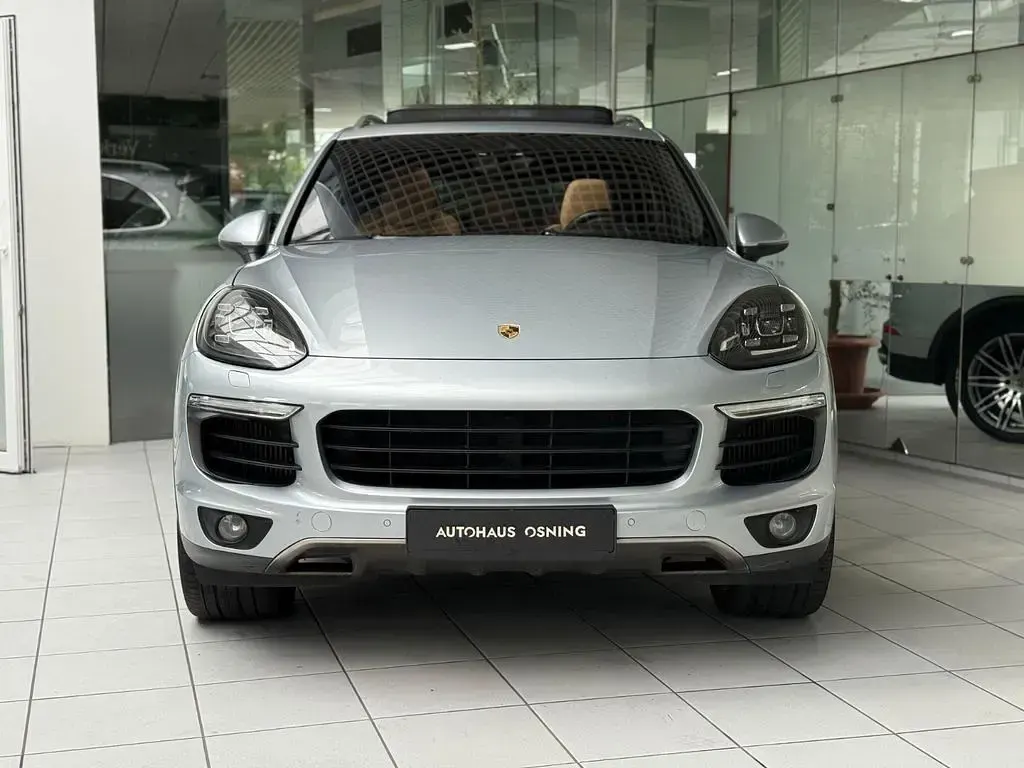 Gebraucht Porsche Cayenne Chrono 385 PS (283 kW) 2015 Silber SUV