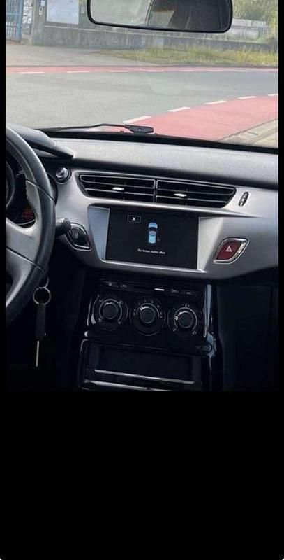 Gebraucht Citroën C3 Exclusive 110 PS (80 kW) 2016 Limousine