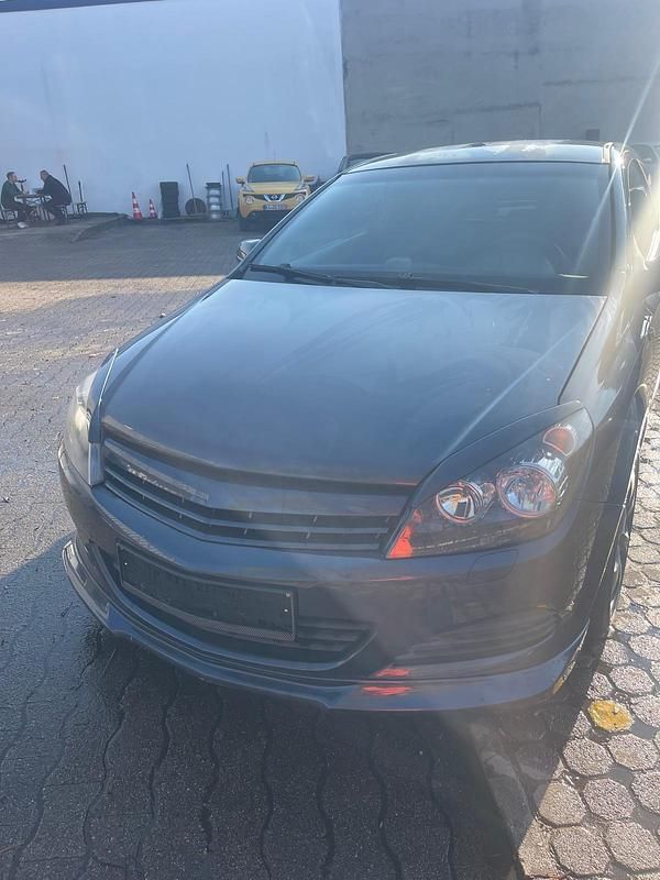 Gebraucht Opel Astra GTC 105 PS (77 kW) 2006 Blau Coupé