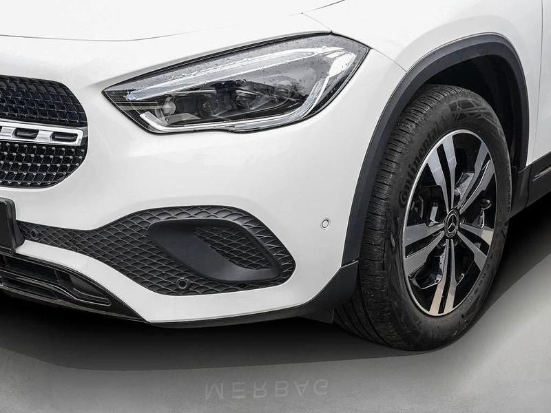 Gebraucht Mercedes GLA250 Progressive 218 PS (160 kW) 2023 Polarweiß SUV
