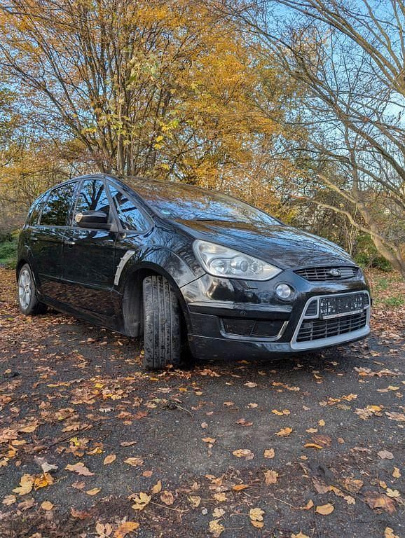 Gebraucht Ford S-MAX Titanium S 175 PS (128 kW) 2009 Schwarz Van / Kleinbus