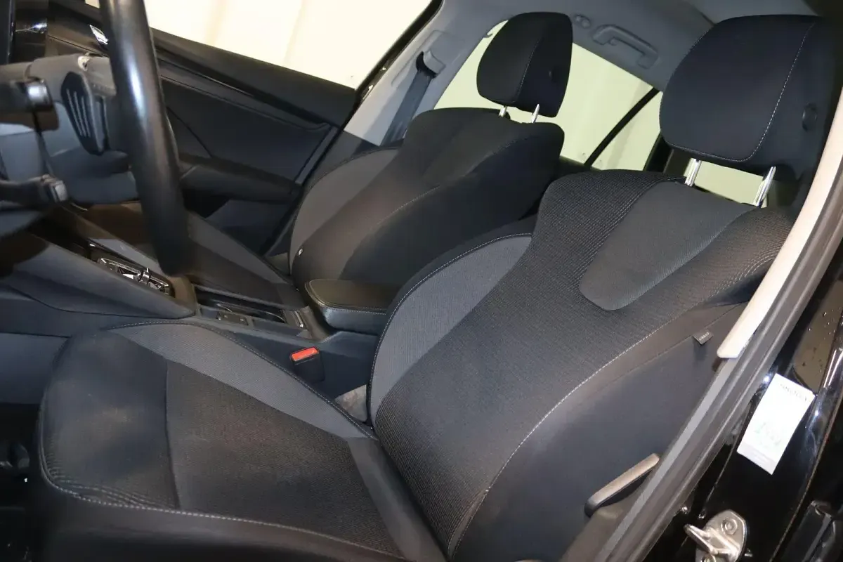 Gebraucht Skoda Octavia Ambition 150 PS (110 kW) 2023 Schwarz Kombi