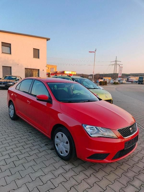 Gebraucht Seat Toledo 110 PS (80 kW) 2015 Rot Kleinwagen