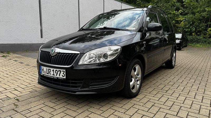 Schwarz Gebraucht 2011 Skoda Roomster Kombi | 4.400 € (Fairer Preis) - Bild 1/4