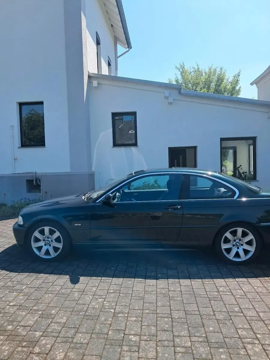 Gebraucht BMW 320 170 PS (125 kW) 2001 Grün Coupé