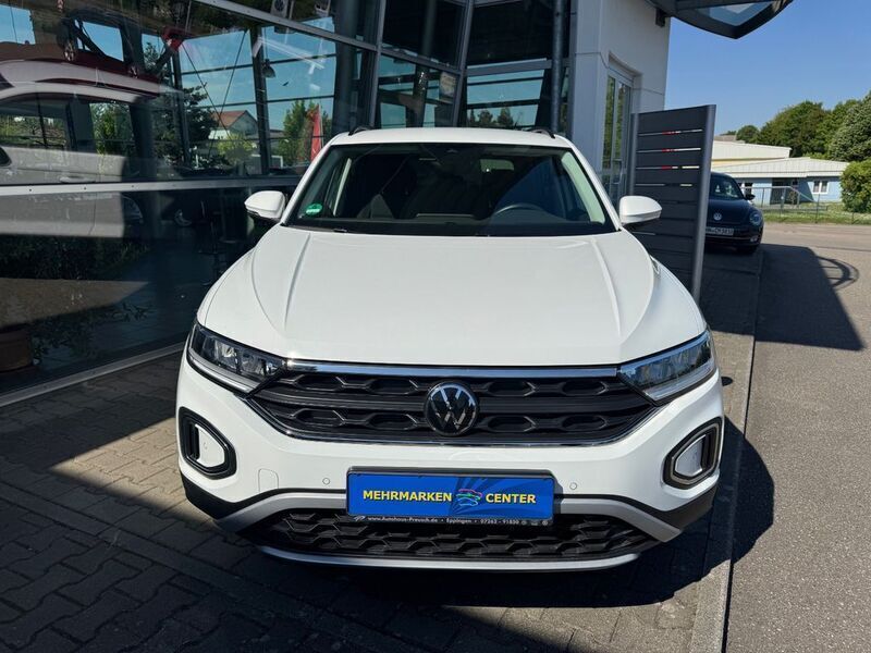 Weiß Gebraucht 2022 VW T-Roc Life SUV | 26.990 € (Guter Preis) - Bild 1/4