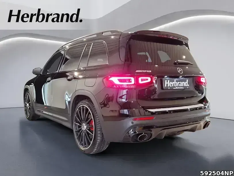 Second-hand Mercedes GLB35 AMG 306 CP (225 kW) 2021 Negru SUV