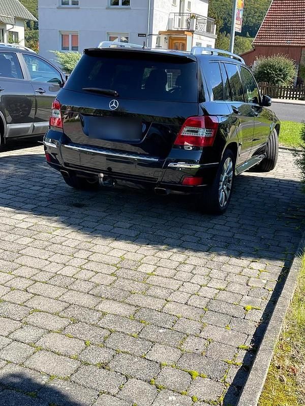Używany Mercedes GLK320 224 KM (164 kW) 2008 Czarny SUV
