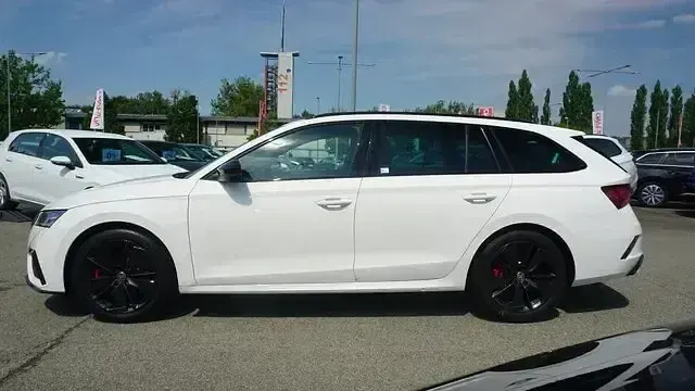 Gebraucht Skoda Octavia RS 245 PS (180 kW) 2024 Weiß Limousine