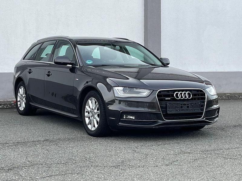 Gebraucht Audi A4 Ambiente 177 PS (130 kW) 2014 Grau Kombi