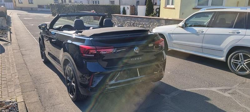 Gebraucht VW T-Roc Cabriolet Style 150 PS (110 kW) 2023 Schwarz Cabrio
