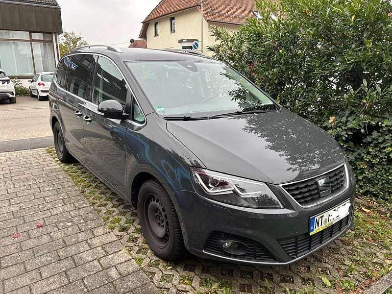Gebraucht 2022 Seat Alhambra Van / Kleinbus | 29.900 € (Superpreis) - Bild 1/4