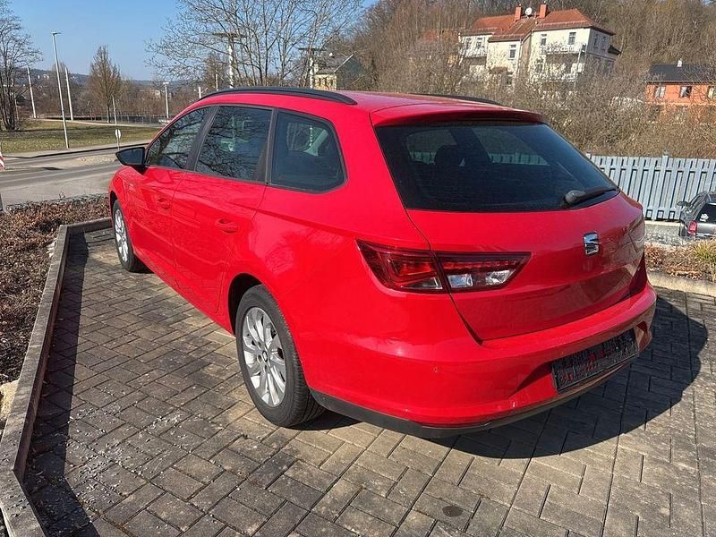 Gebraucht Seat Leon ST Style 105 PS (77 kW) 2014 Rot Kombi