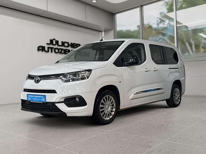 Gebraucht Toyota Proace 131 PS (96 kW) 2023 Icy white Van / Kleinbus