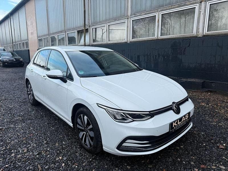 Gebraucht VW Golf VIII Move 150 PS (110 kW) 2024 Weiß Limousine
