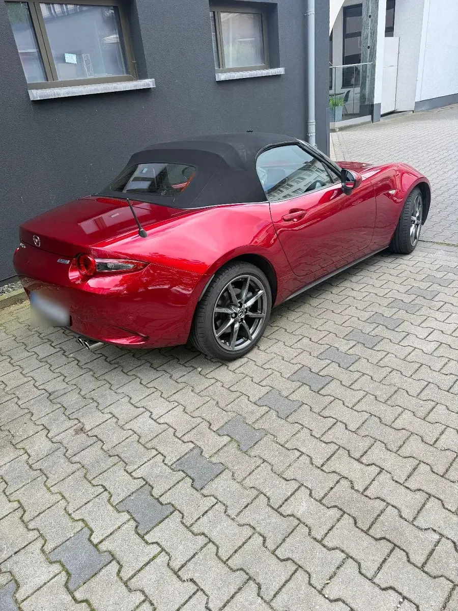 Gebraucht Mazda MX5 186 PS (136 kW) 2019 Rot Cabrio