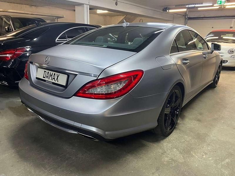 Gebraucht Mercedes CLS500 AMG 408 PS (300 kW) 2014 Designo allanitgrau magno Limousine