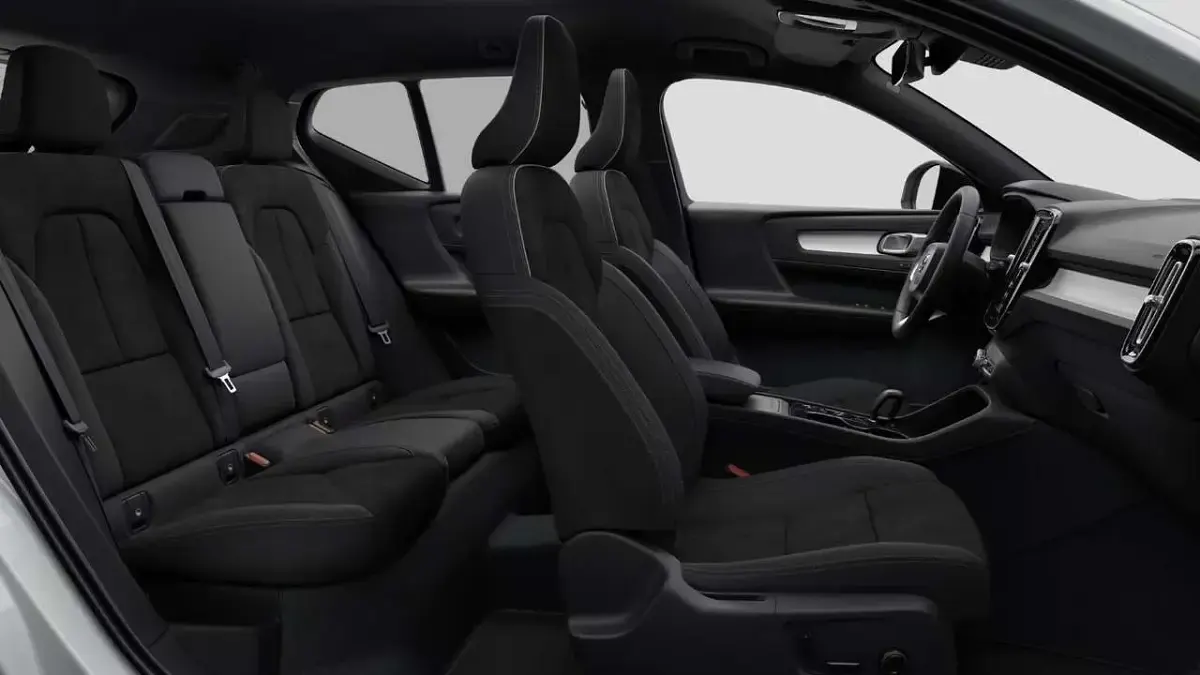 Ny Volvo XC40 Plus 197 HK (144 kW) 2026 Hvid SUV