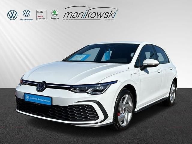 Weiss Gebraucht 2021 VW Golf VIII GTE | 22.990 € (Fairer Preis) - Bild 1/4