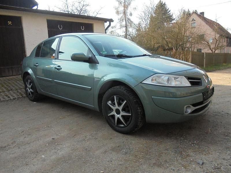 Gebraucht Renault Mégane 110 PS (80 kW) 2009 Limousine