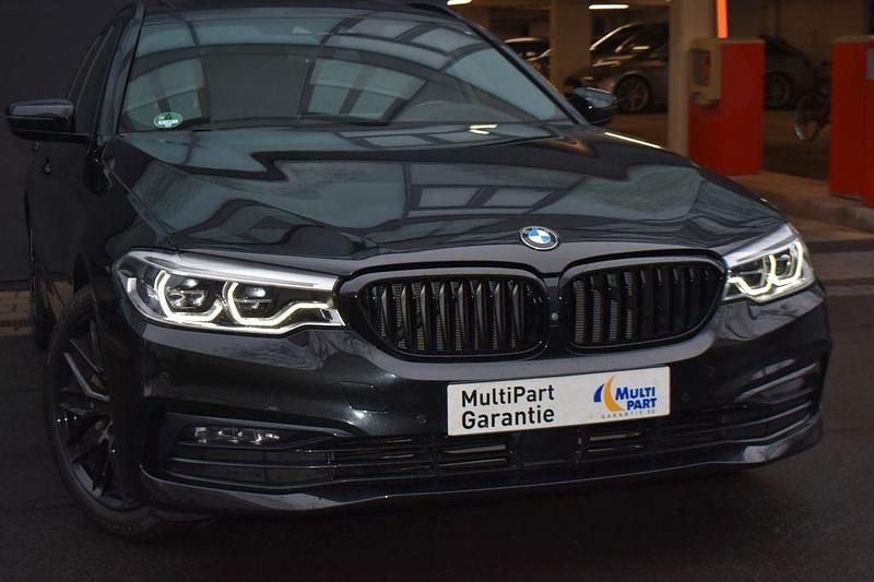 Schwarz Gebraucht 2018 BMW 530 M Sport Kombi | 28.700 € (Etwas zu teuer) - Bild 1/4