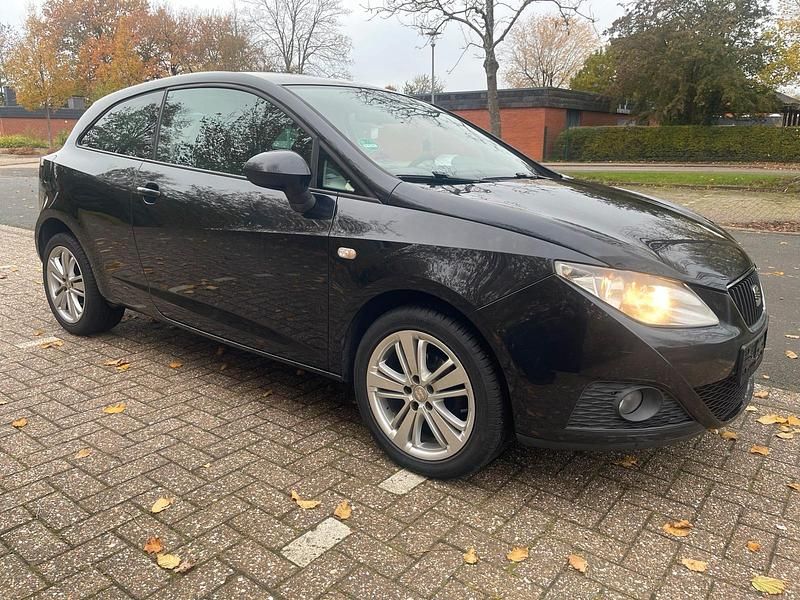 Schwarz Gebraucht 2010 Seat Ibiza Limousine | 1.490 € (Etwas zu teuer) - Bild 1/4