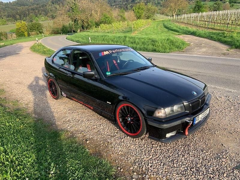 Gebraucht BMW 323 Compact Performance 170 PS (125 kW) 1997 Schwarz Kleinwagen