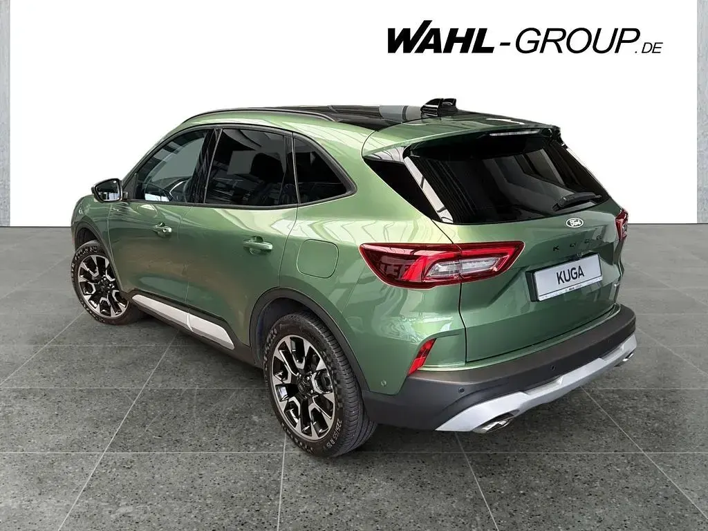 Gebraucht Ford Kuga Active X 182 PS (133 kW) 2024 Grün SUV