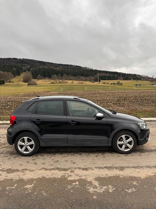 Gebraucht VW Polo Cross 105 PS (77 kW) 2011 Schwarz Kleinwagen