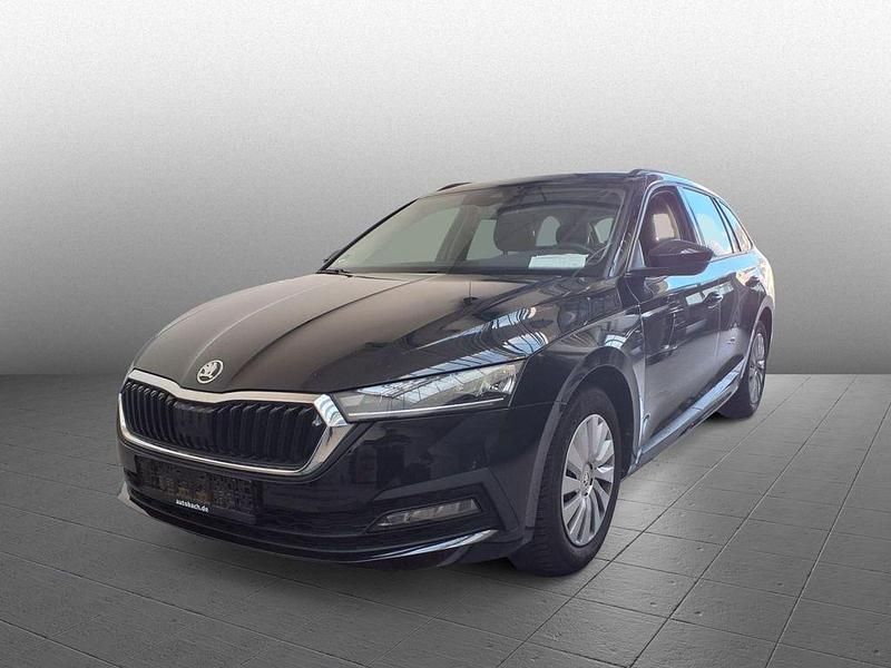 Schwarz (schwarzmagic perleffekt) Gebraucht 2022 Skoda Octavia Ambition Kombi | 23.890 € (Guter Preis) - Bild 1/4