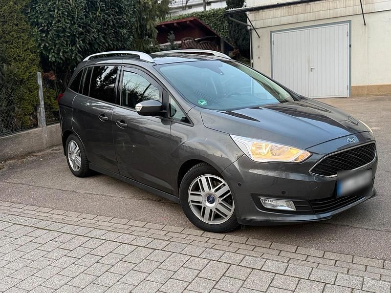 Gebraucht Ford Grand C-Max 120 PS (88 kW) 2016 Grau Van / Kleinbus