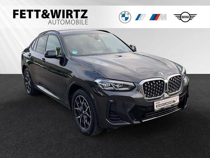 Sophistograu brillanteffekt metallic Gebraucht 2024 BMW X4 M Sport SUV | 53.900 € (Guter Preis) - Bild 1/3