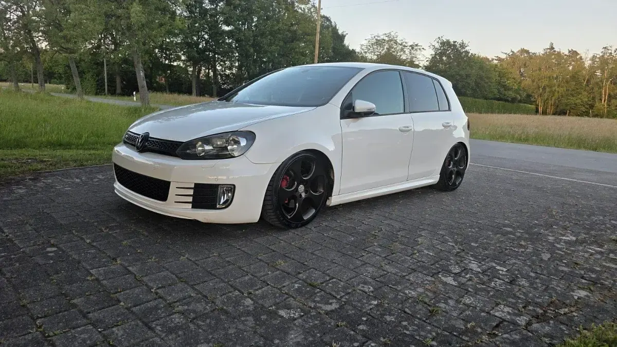 Gebraucht VW Golf VI GTI 211 PS (155 kW) 2010 Silber Kleinwagen