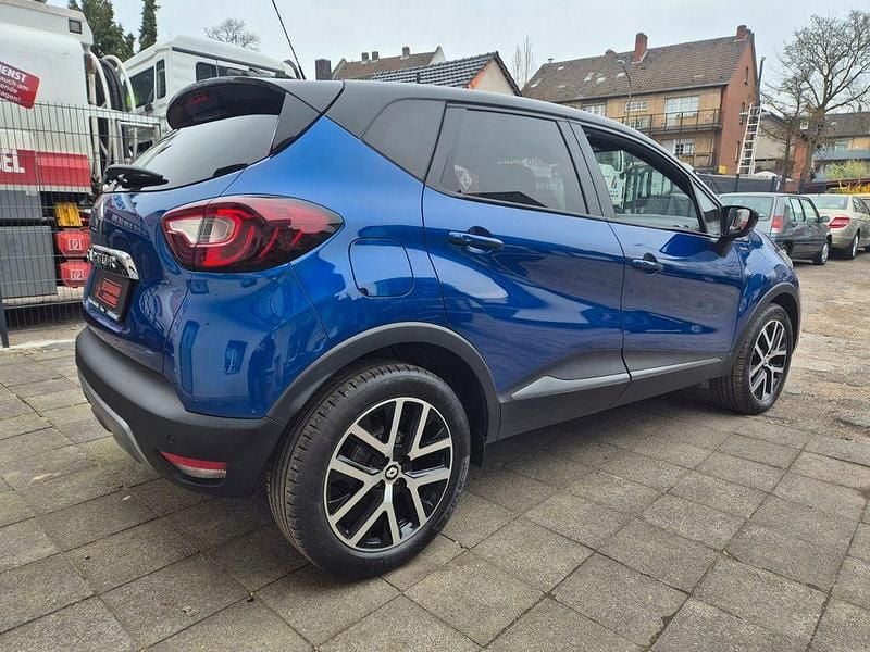 Second-hand Renault Captur Version S 150 CP (110 kW) 2018 Albastru SUV