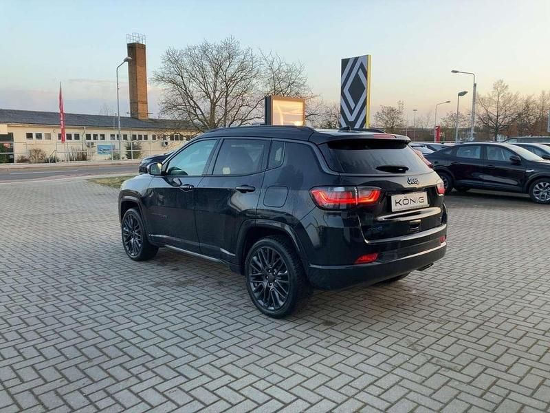 Gebraucht Jeep Compass 179 PS (131 kW) 2022 Carbon black (5ce) SUV